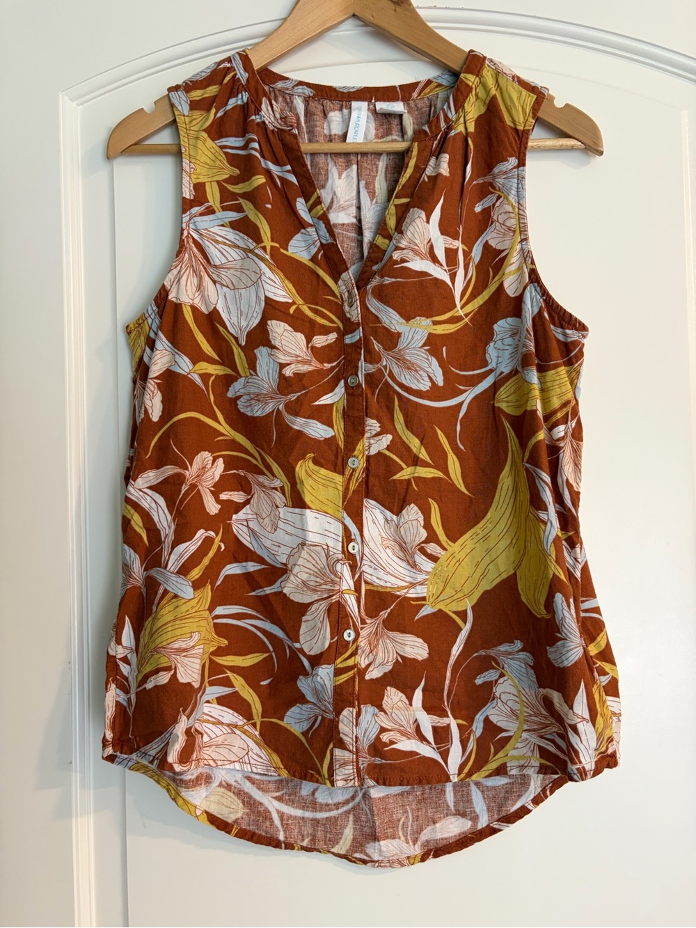 Cynthia Rowley Women's Floral Button Front Sleeveless Top - Rust size small